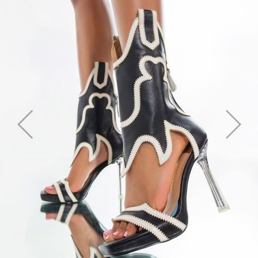 Azalea Wang Black & White Western Heel – Size 10